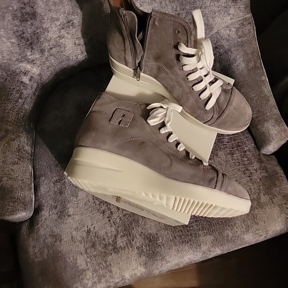 Rocco line gray suede wedge hi-tops 11 - Picture 3 of 4
